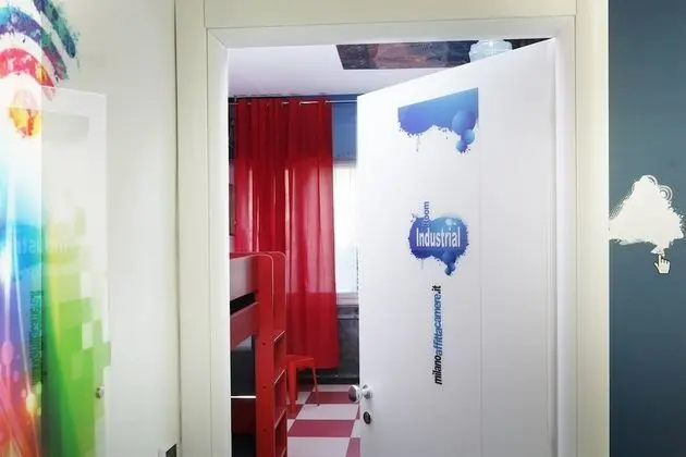 Dört Kişilik Oda, Özel Banyo (Industrial )