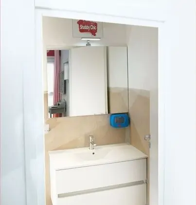 Dört Kişilik Oda, Özel Banyo (Industrial )