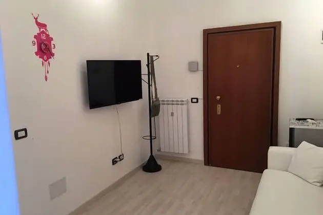 Apart Daire (Superb White Flat in Milan)