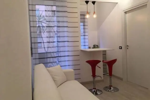 Apart Daire (Superb White Flat in Milan)