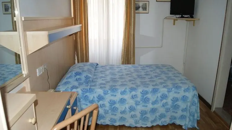 Tek Kişilik Oda