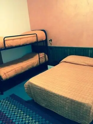 Üç Kişilik Oda