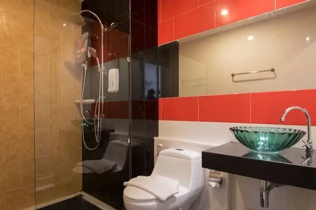 Deluxe Oda, Havuz Kullanımı (Deluxe Pool Access)