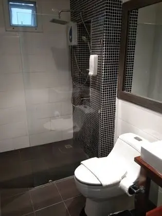 Süit, Havuz Kenarı (Suite Pool Side)