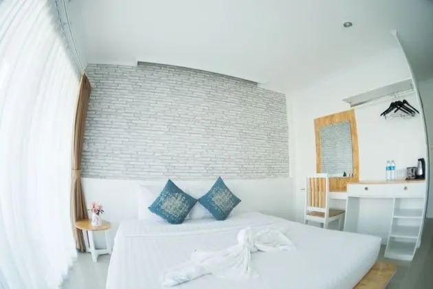 Superior Oda, 1 Yatak Odası, Balkon/Veranda, Havuz Manzaralı