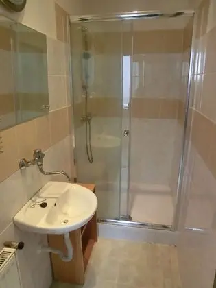 Standard Ortak Ranzalı Oda, Ortak Banyo (3 persons)
