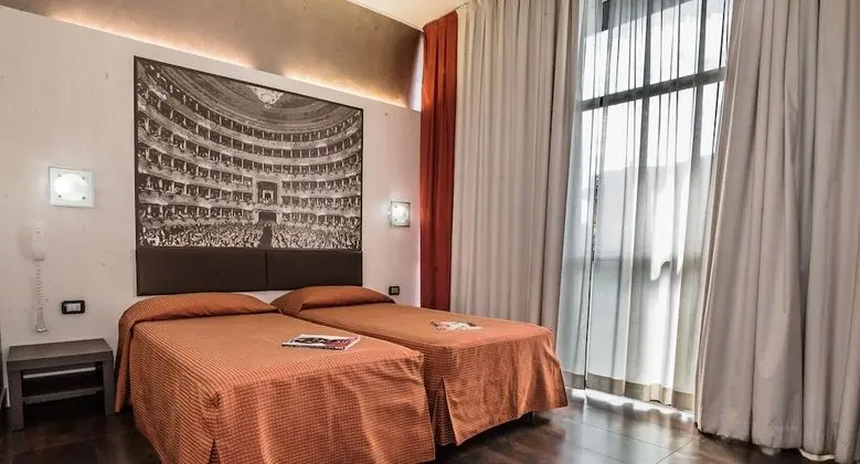 Deluxe Üç Kişilik Oda, Şehir Manzaralı