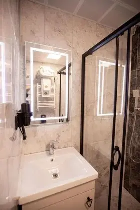 Junior Suite, Kara Manzaralı, Klimalı