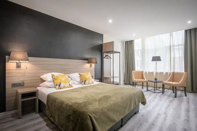 Comfort Tek Büyük Yataklı Oda
