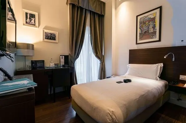 Tek Kişilik Oda (1 Single Bed)