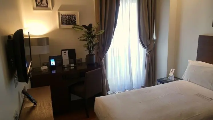 Tek Kişilik Oda (1 Single Bed)