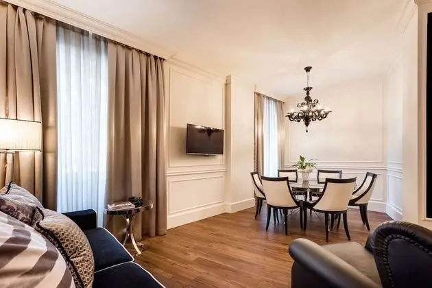 Deluxe Apartment dependance (Split level 5pax Stradone Provolo 3 separate building, 800m from Hotel)