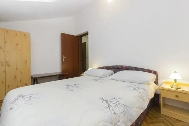 Apart Daire (Milans - 25m from the beach - A5(6+1))