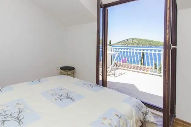 Apart Daire (Milans - 25m from the beach - A5(6+1))