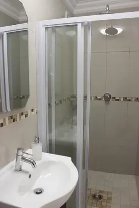 Luxury Oda, Ortak Banyo (3)
