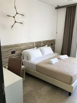 Standard Tek Büyük Yataklı Oda
