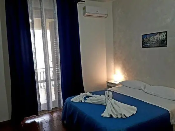 Dört Kişilik Oda, Birden Çok Yatak