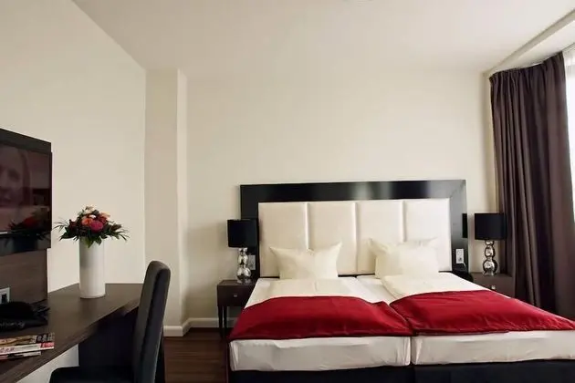 Standard Tek Büyük veya İki Ayrı Yataklı Oda