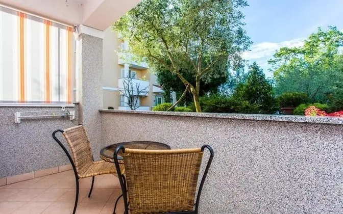 Tek Büyük Yataklı Oda, Bahçe Manzaralı