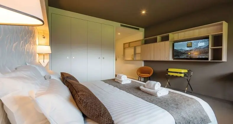 Classic Oda, 1 En Büyük (King) Boy Yatak, Engellilere Uygun, Sigara İçilmez