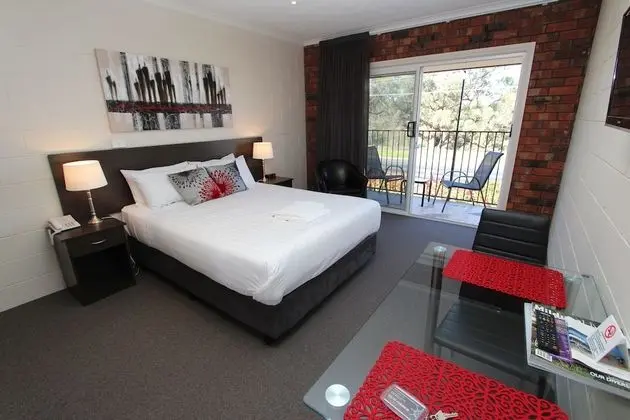 Deluxe Oda, Balkon, Nehir Manzaralı
