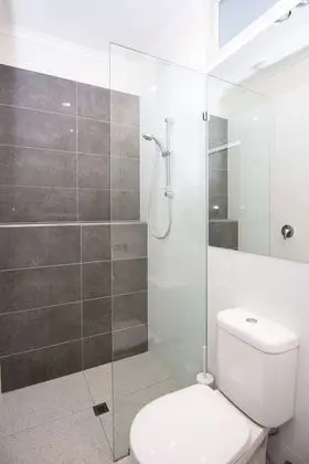 Standard Oda, Banyolu/Duşlu