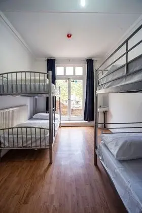Ortak Ranzalı Oda, Karma Ranzalı Oda, Ortak Banyo (4-Beds Dorm with Shared Bathroom)