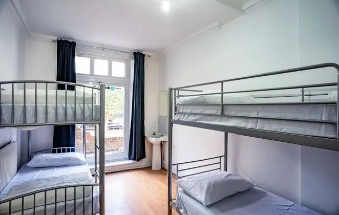 Ortak Ranzalı Oda, Karma Ranzalı Oda, Ortak Banyo (4-Beds Dorm with Shared Bathroom)