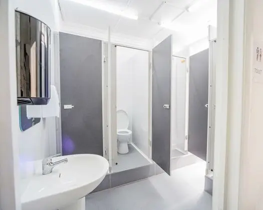 Ortak Ranzalı Oda, Karma Ranzalı Oda, Ortak Banyo (4-Beds Dorm with Shared Bathroom)
