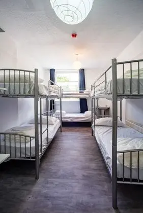 Ortak Ranzalı Oda, Karma Ranzalı Oda, Ortak Banyo (8-Beds Dorm with Shared Bathroom)