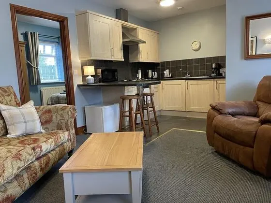 Apart Daire, 1 Büyük (Queen) Boy Yatak