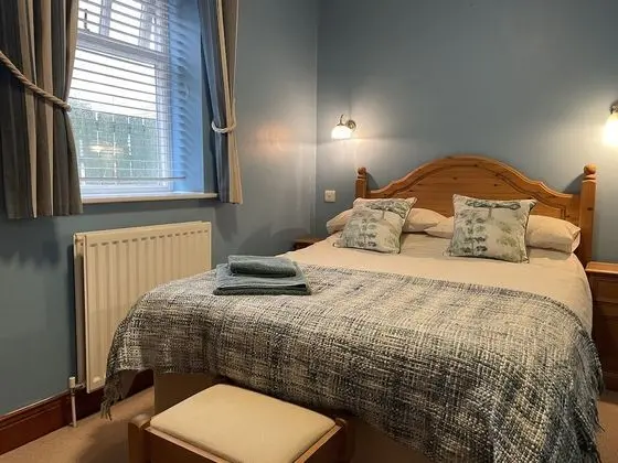 Apart Daire, 1 Büyük (Queen) Boy Yatak