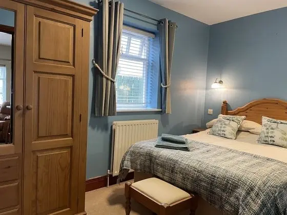 Apart Daire, 1 Büyük (Queen) Boy Yatak