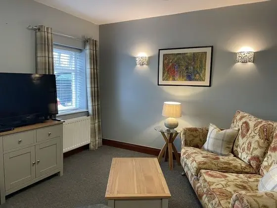 Apart Daire, 1 Büyük (Queen) Boy Yatak