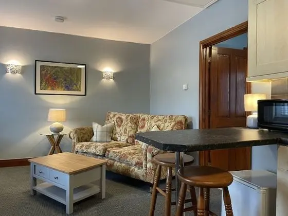 Apart Daire, 1 Büyük (Queen) Boy Yatak