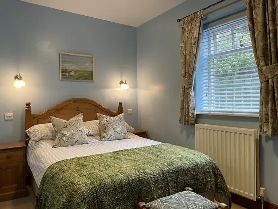 Apart Daire, 1 Büyük (Queen) Boy Yatak