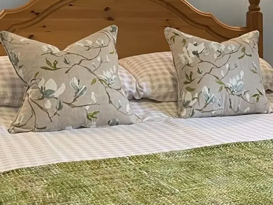 Apart Daire, 1 Büyük (Queen) Boy Yatak