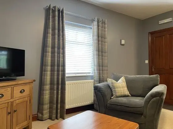 Apart Daire, 1 Büyük (Queen) Boy Yatak