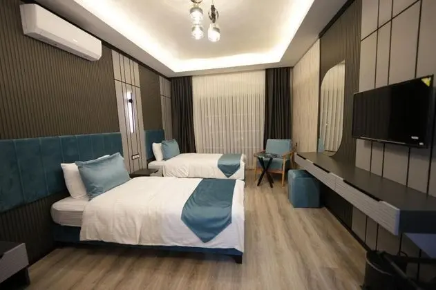 Çift Kişilik, Şehir Manzaralı