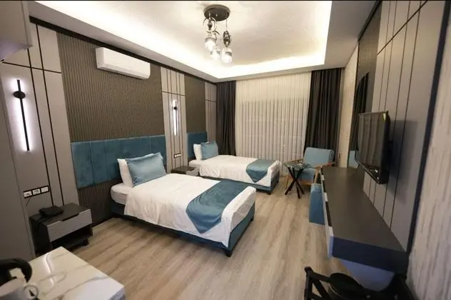 Çift Kişilik, Şehir Manzaralı