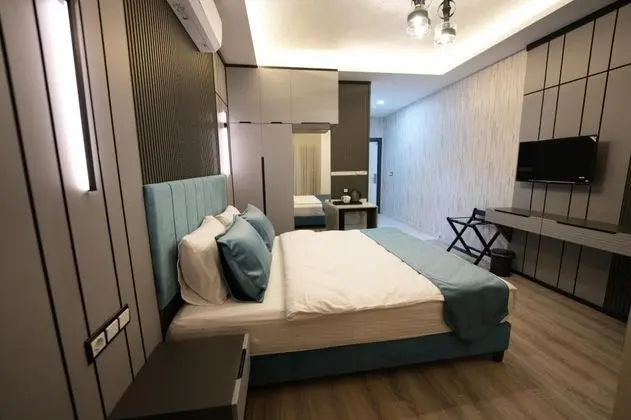 Standart Oda, Şehir Manzaralı