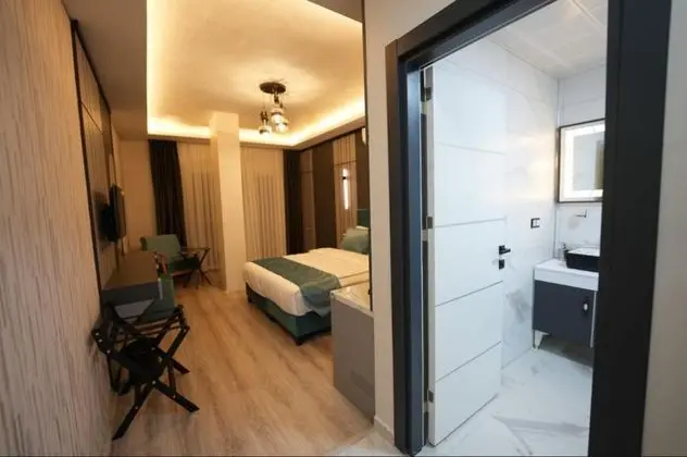 Standart Oda, Şehir Manzaralı