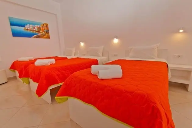 Economy Üç Kişilik Oda