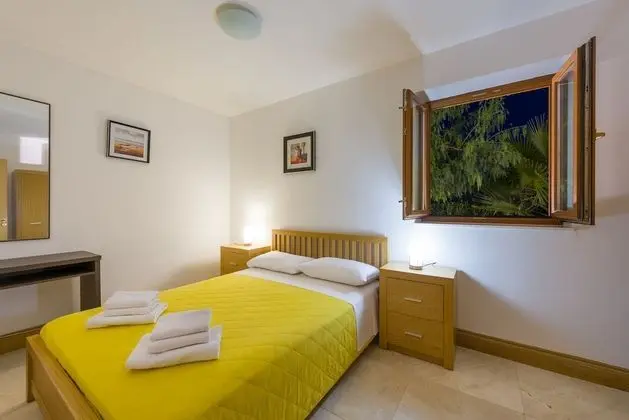 Standard Apartment(Apt 1), 2 bedrooms, Terrace
