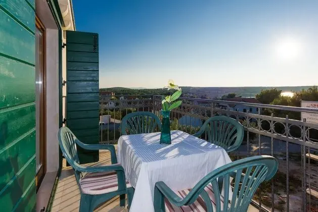 Standard Apartment(Apt 1), 2 bedrooms, Terrace