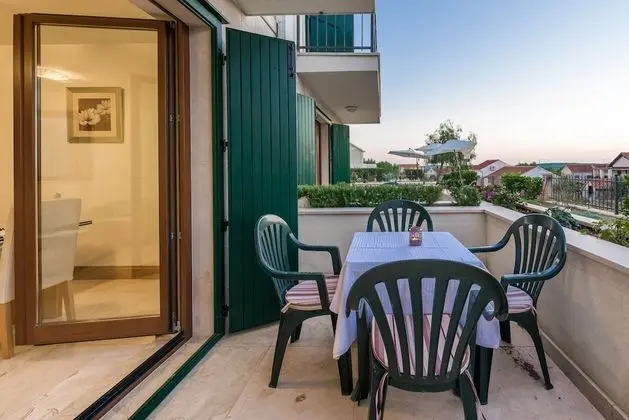 Standard Apartment(Apt 2), 2 bedrooms, Terrace
