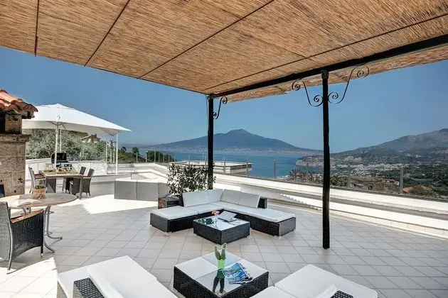 Villa, 3 Yatak Odası, Sigara İçilmez, 2 Banyolu