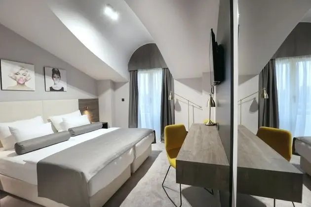 Standard Tek Büyük Yataklı Oda, Balkon, Deniz Manzaralı