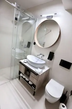 Standard Tek Büyük Yataklı Oda, Balkon, Deniz Manzaralı