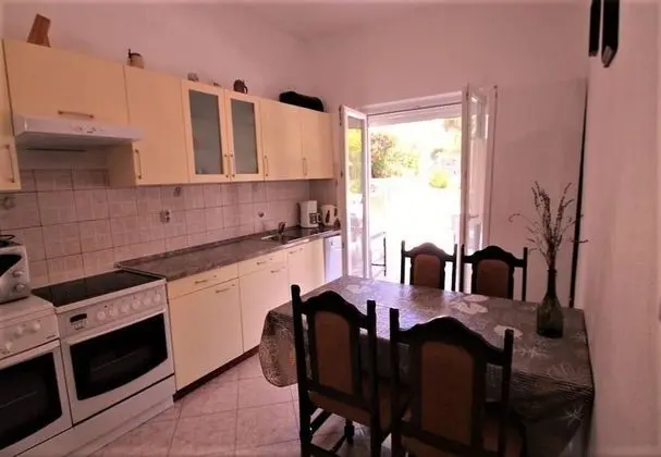 Apart Daire (Mili - 250 m from sea - A1 Marjetka(6)